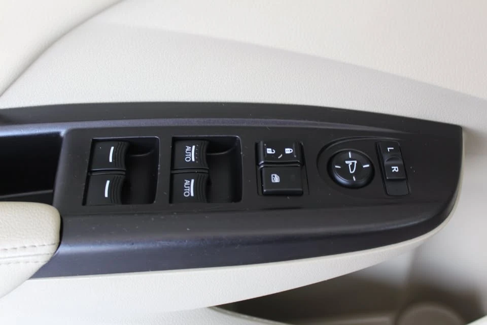 2014 Acura RDX 2nd Gen - Image 13 of 19
