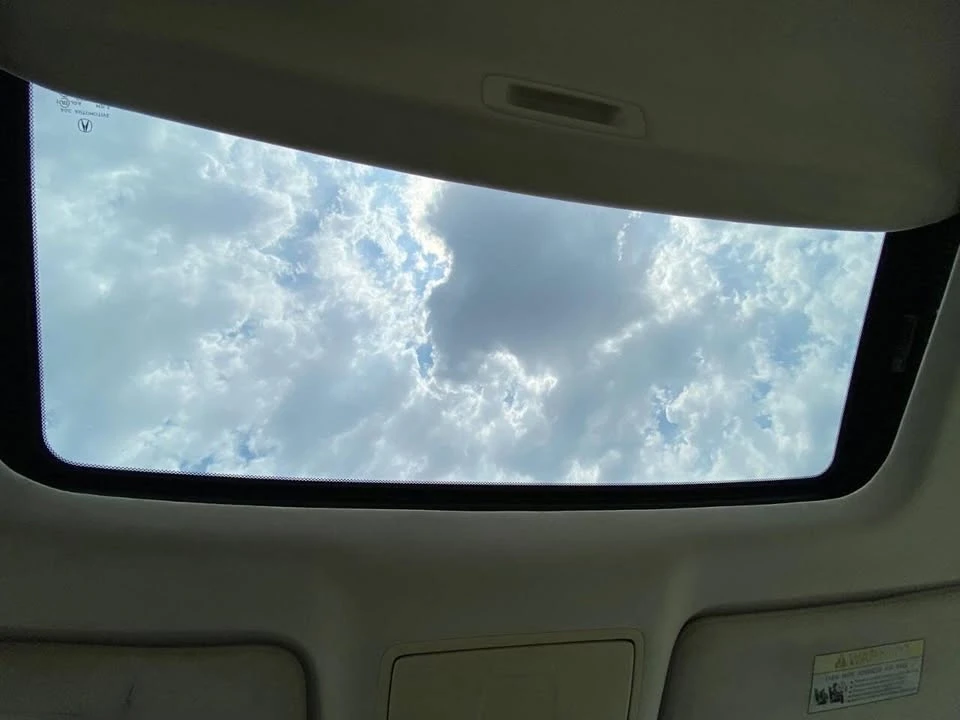 2014 Acura RLX - Image 17 of 19