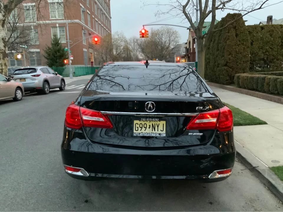 2014 Acura RLX - Image 7 of 19