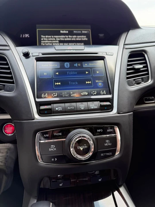 2014 Acura RLX - Image 15 of 15