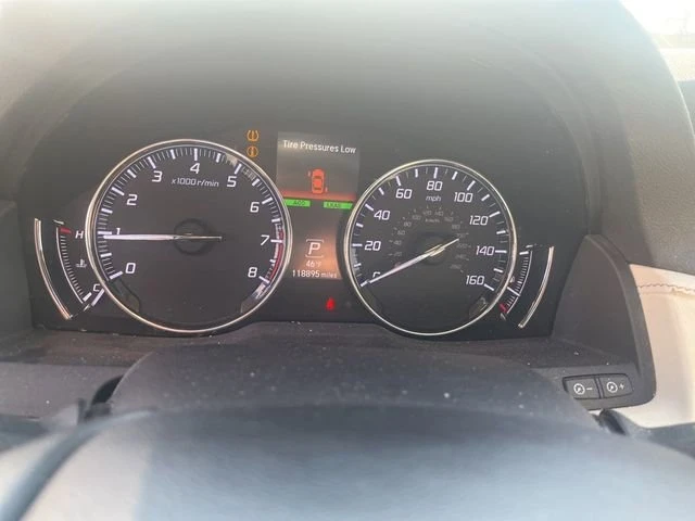 2014 Acura RLX - Image 10 of 11