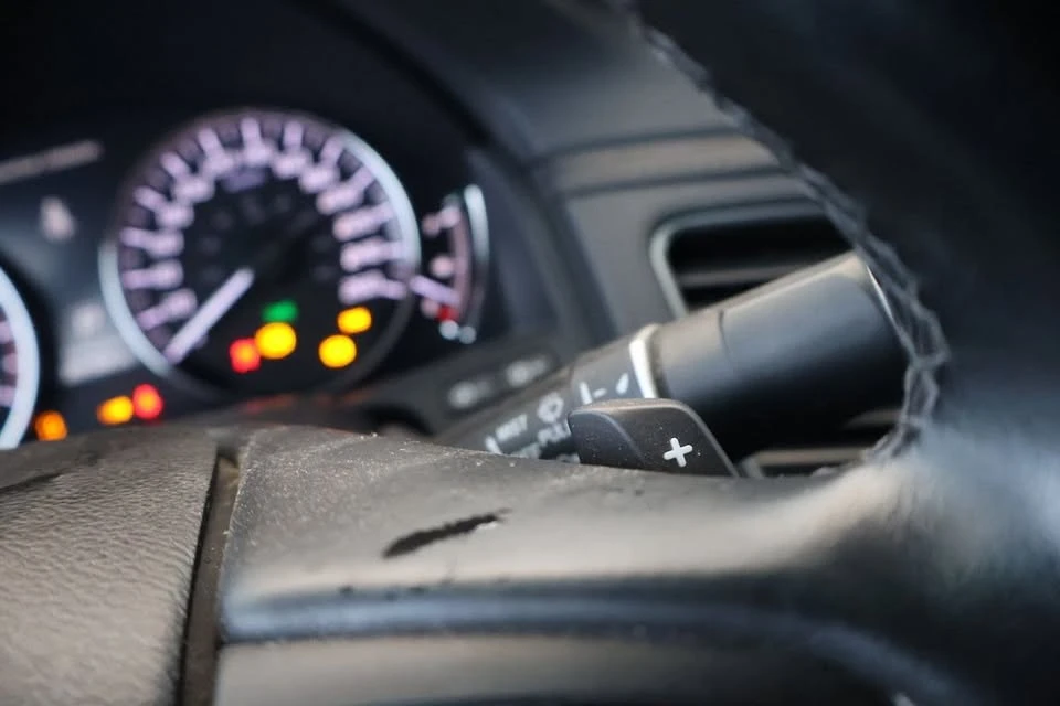 2014 Acura RLX - Image 11 of 20
