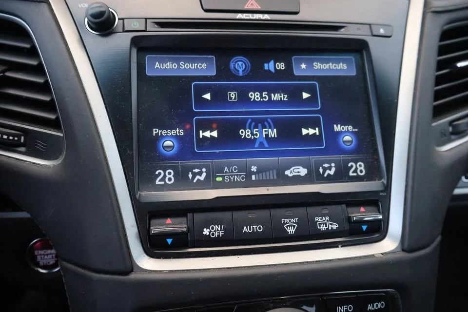 2014 Acura RLX - Image 13 of 20