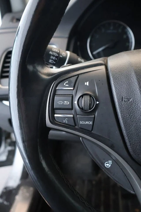 2014 Acura RLX - Image 9 of 20