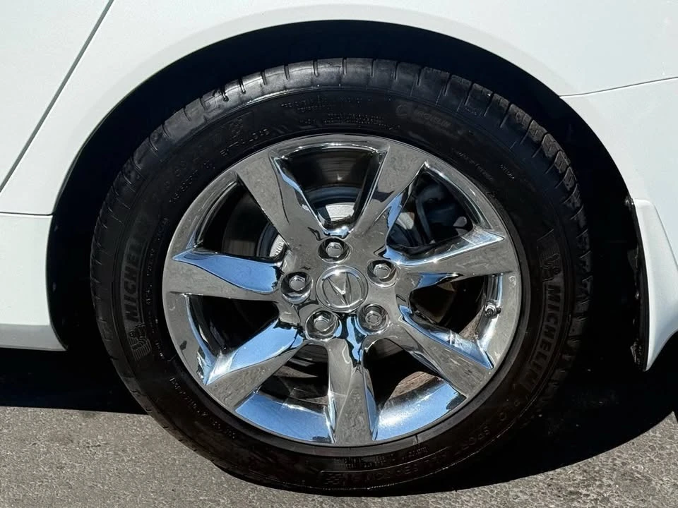 2014 Acura TL 4th Gen - Image 16 of 20