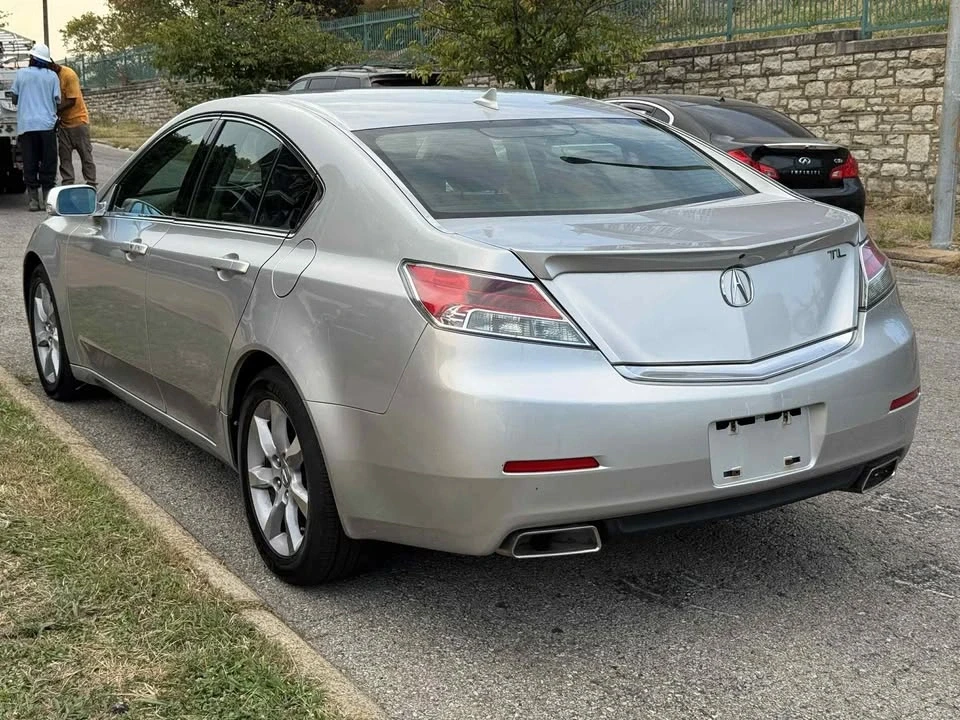 2014 Acura TL 4th Gen - Image 8 of 20