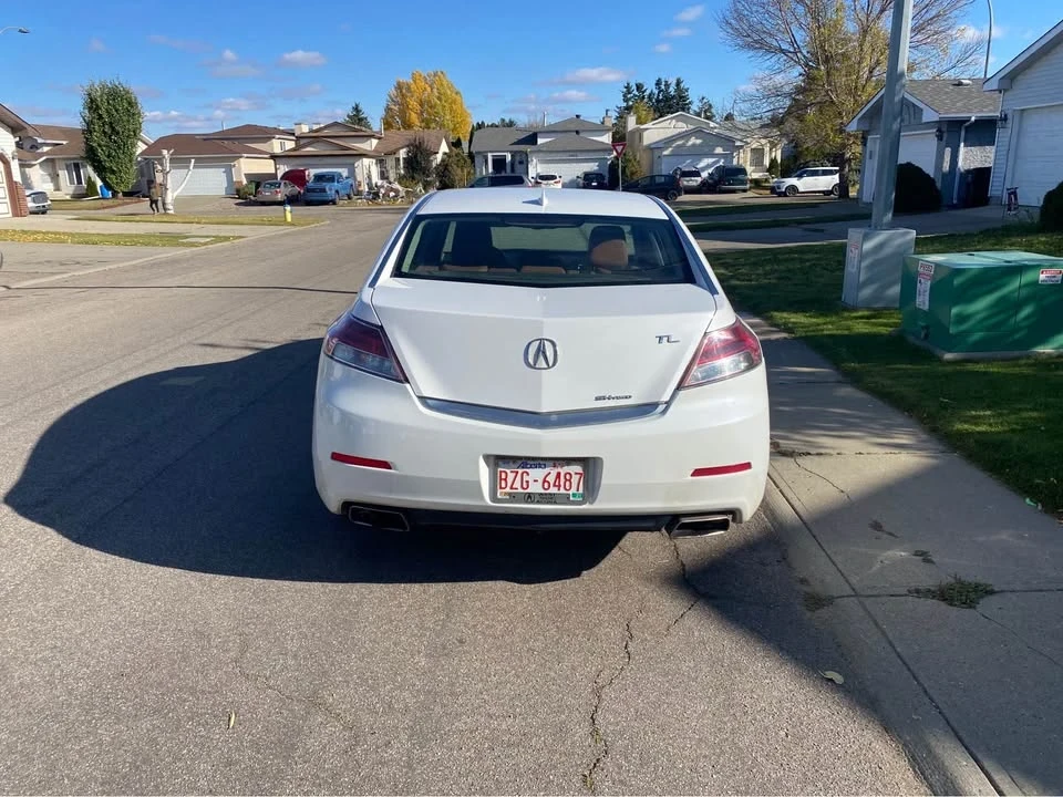 2014 Acura TL 4th Gen - Image 6 of 10