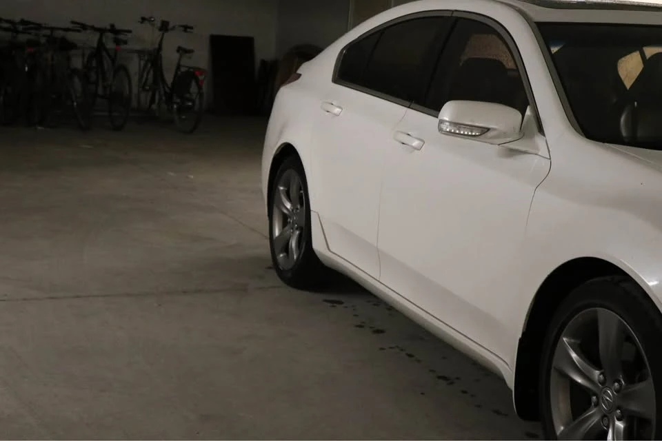 2014 Acura TL 4th Gen - Image 2 of 10