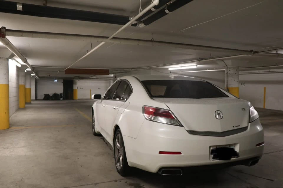 2014 Acura TL 4th Gen - Image 9 of 10