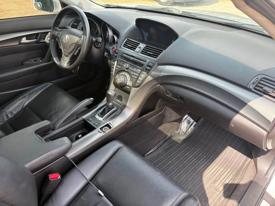 2014 Acura TL 4th Gen - Image 10 of 19