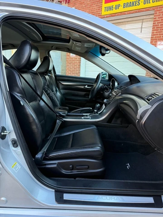 2014 Acura TL 4th Gen - Image 11 of 20