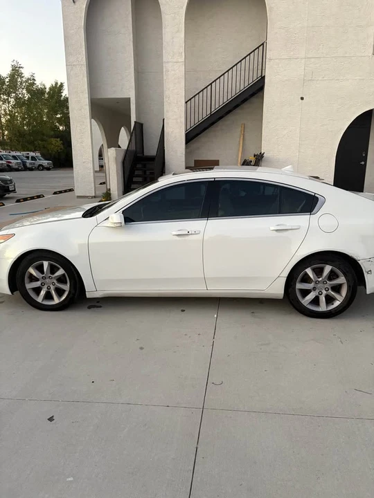 2014 Acura TL 4th Gen - Image 5 of 11