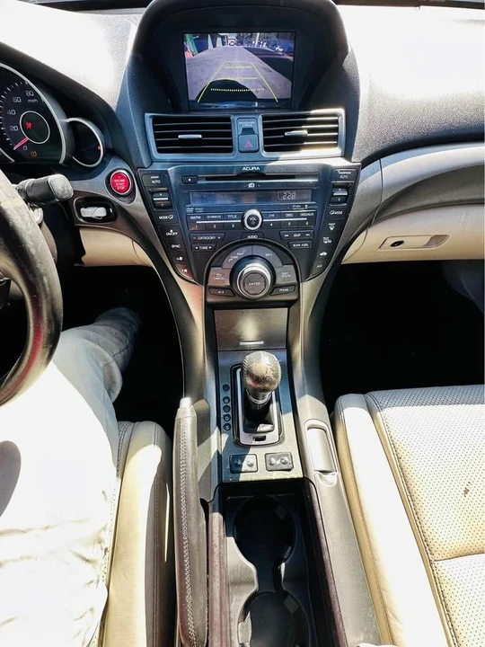 2014 Acura TL 4th Gen - Image 13 of 19