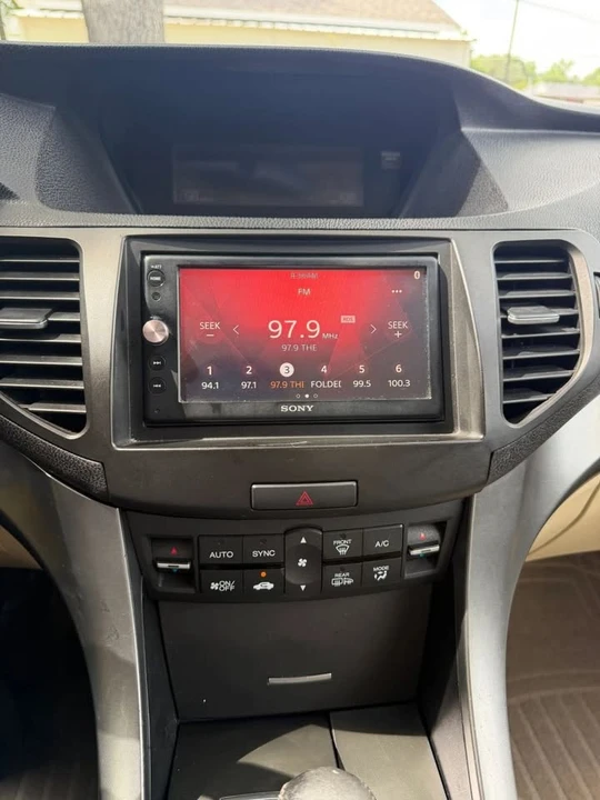 2014 Acura TSX 2nd Gen - Image 17 of 20