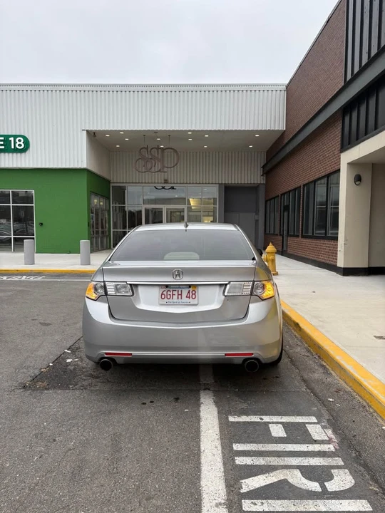 2014 Acura TSX 2nd Gen - Image 4 of 14