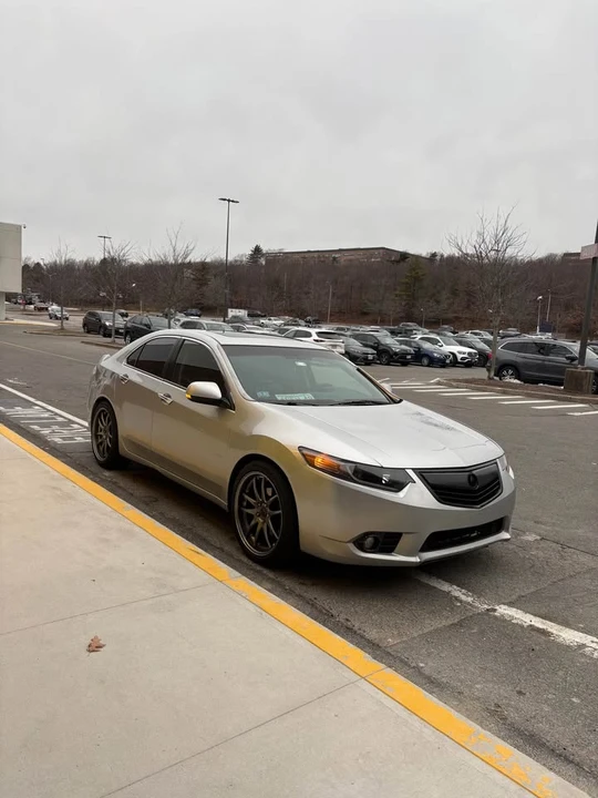 2014 Acura TSX 2nd Gen - Image 3 of 14
