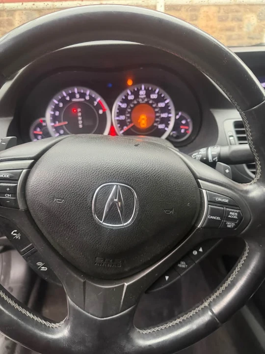 2014 Acura TSX 2nd Gen - Image 9 of 13