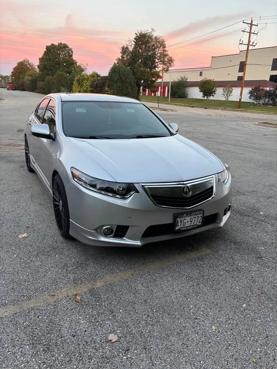 2014 Acura TSX 2nd Gen - Image 3 of 4