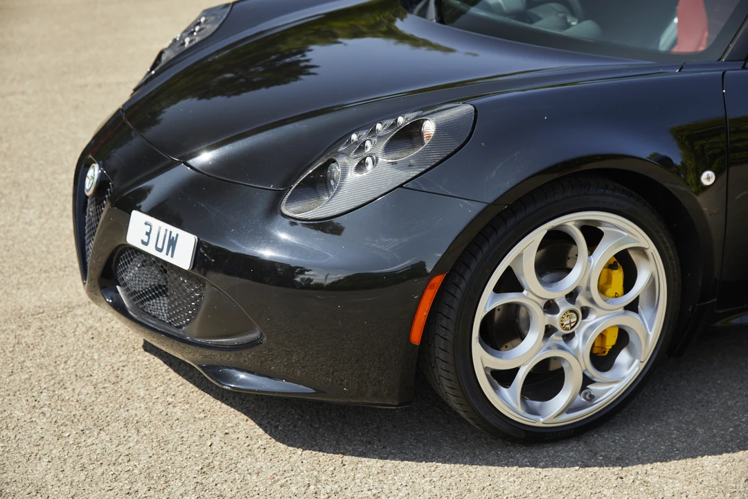 2014 Alfa Romeo 4C Coupe - Image 13 of 31
