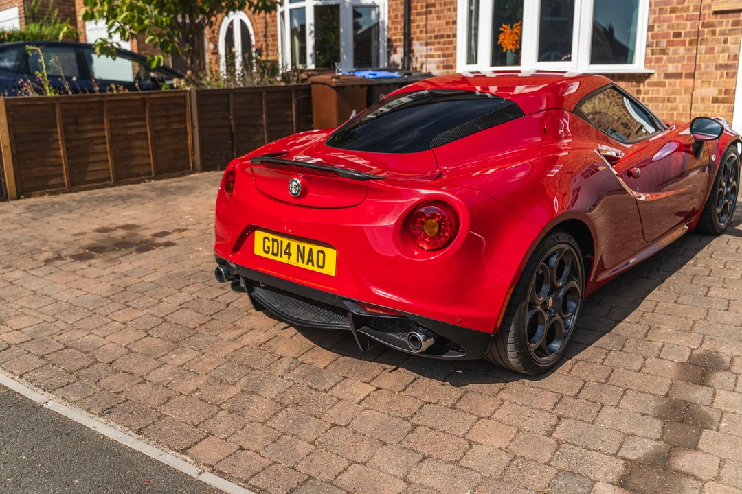 2014 Alfa Romeo 4C Coupe - Image 18 of 31