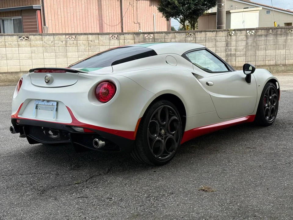 2014 Alfa Romeo 4C Coupe - Image 6 of 31