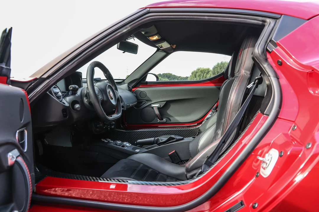 2014 Alfa Romeo 4C Coupe - Image 20 of 31