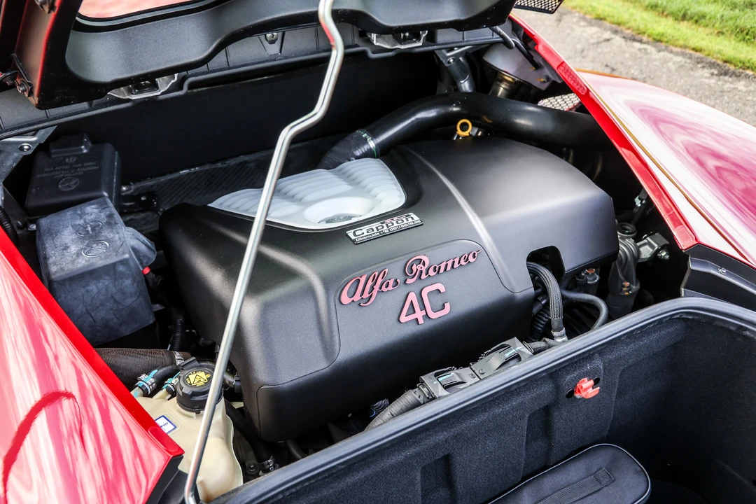 2014 Alfa Romeo 4C Coupe - Image 30 of 31