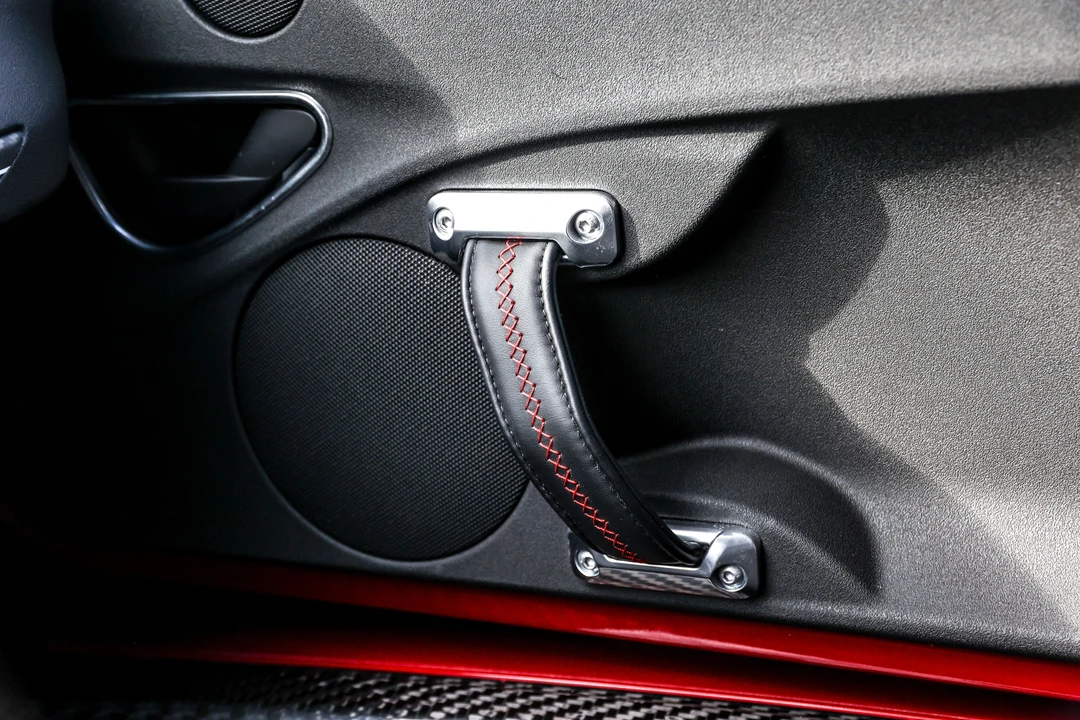 2014 Alfa Romeo 4C Coupe - Image 23 of 31