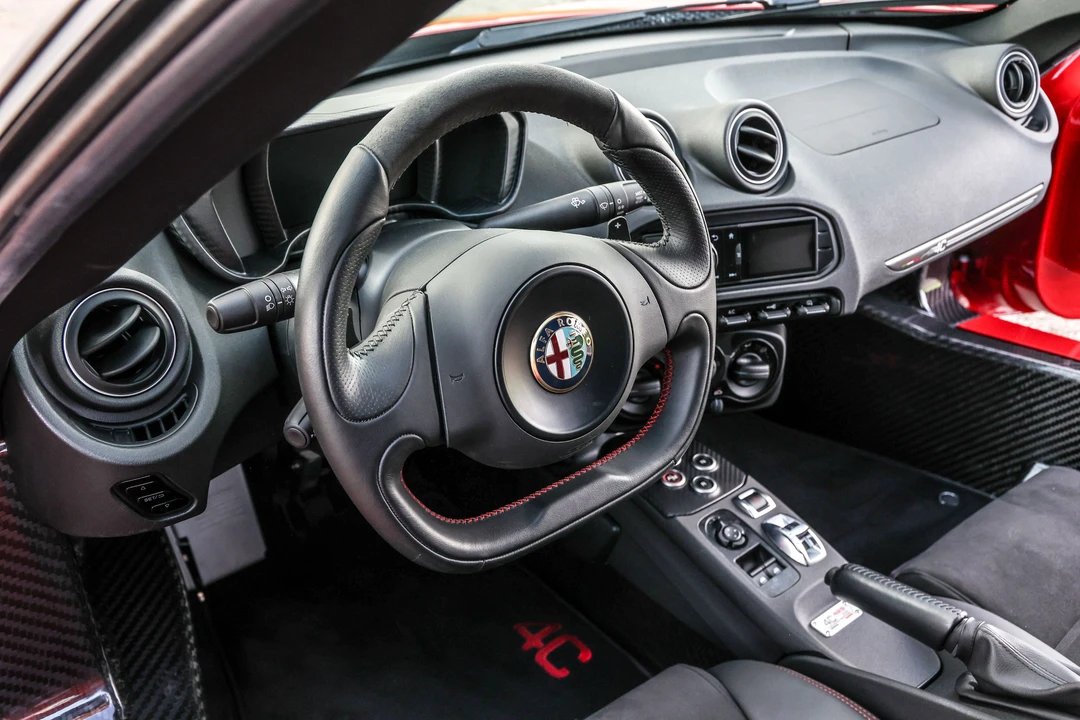 2014 Alfa Romeo 4C Coupe - Image 12 of 31