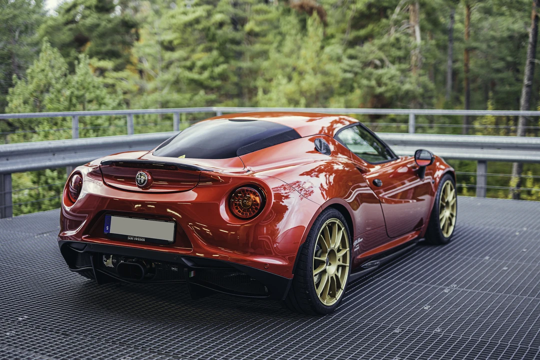2014 Alfa Romeo 4C Coupe - Image 8 of 31