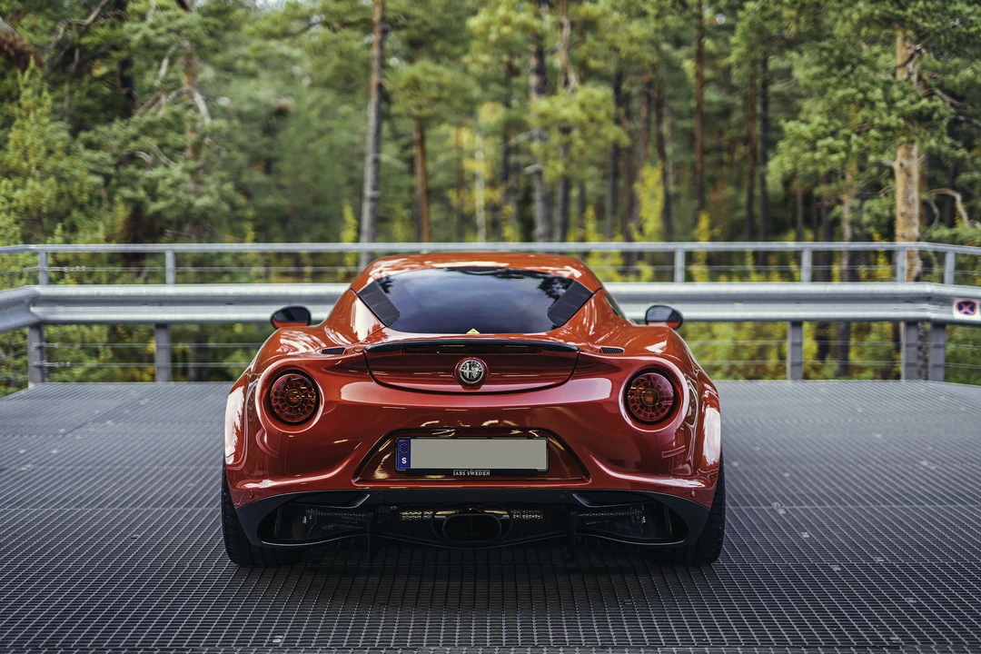 2014 Alfa Romeo 4C Coupe - Image 7 of 31