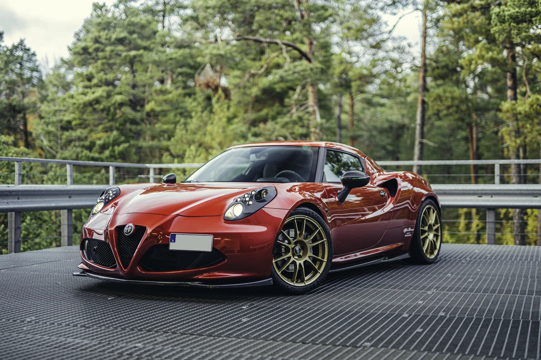 2014 Alfa Romeo 4C Coupe - Image 4 of 31