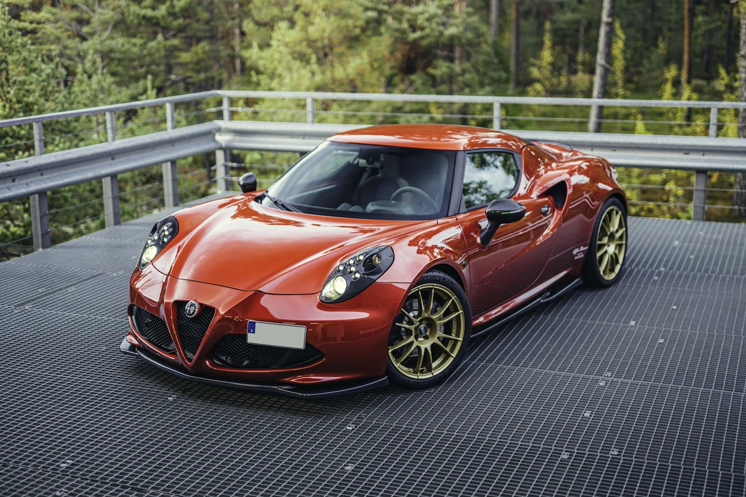 2014 Alfa Romeo 4C Coupe - Image 12 of 31