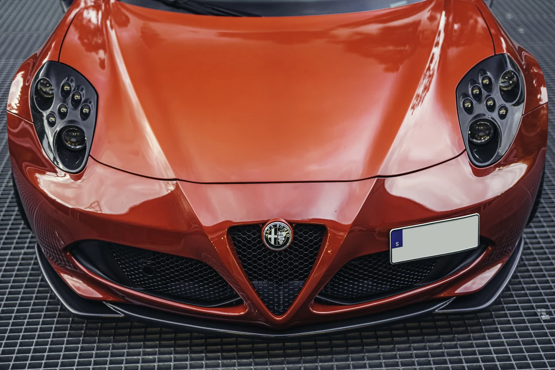 2014 Alfa Romeo 4C Coupe - Image 14 of 31
