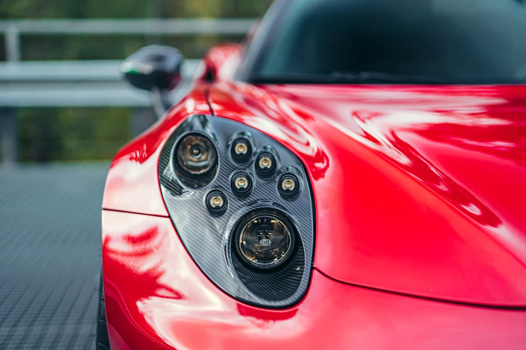2014 Alfa Romeo 4C Coupe - Image 15 of 31