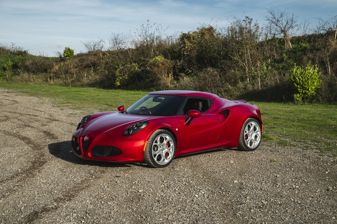 2014 Alfa Romeo 4C Coupe - Image 18 of 31