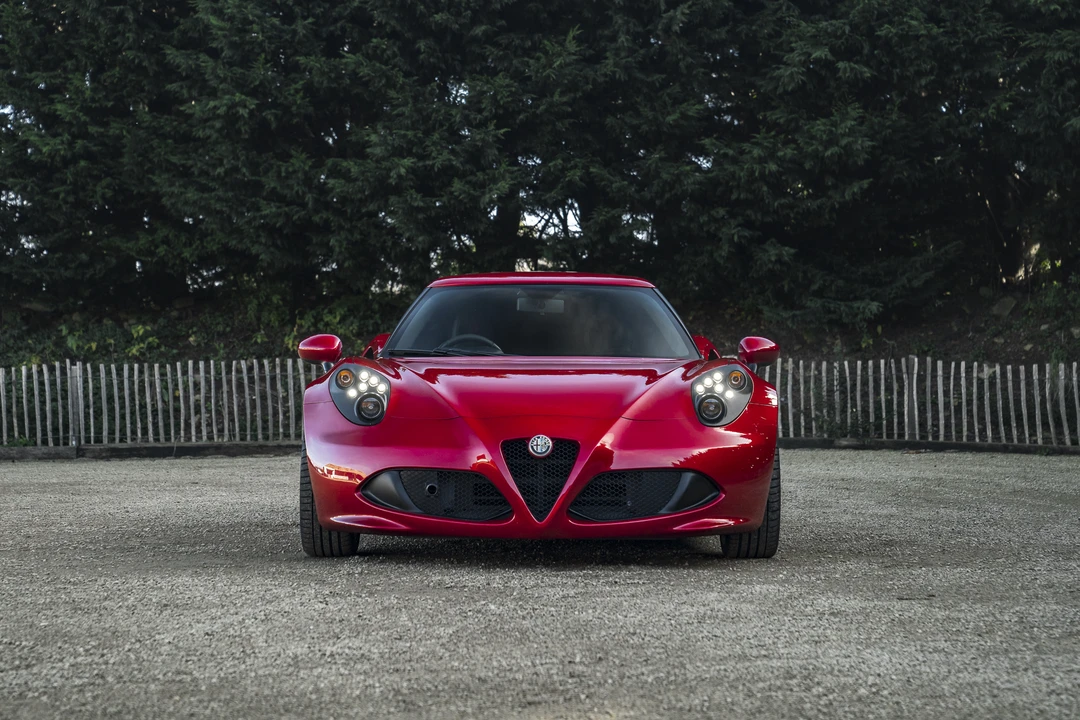 2014 Alfa Romeo 4C Coupe - Image 16 of 31