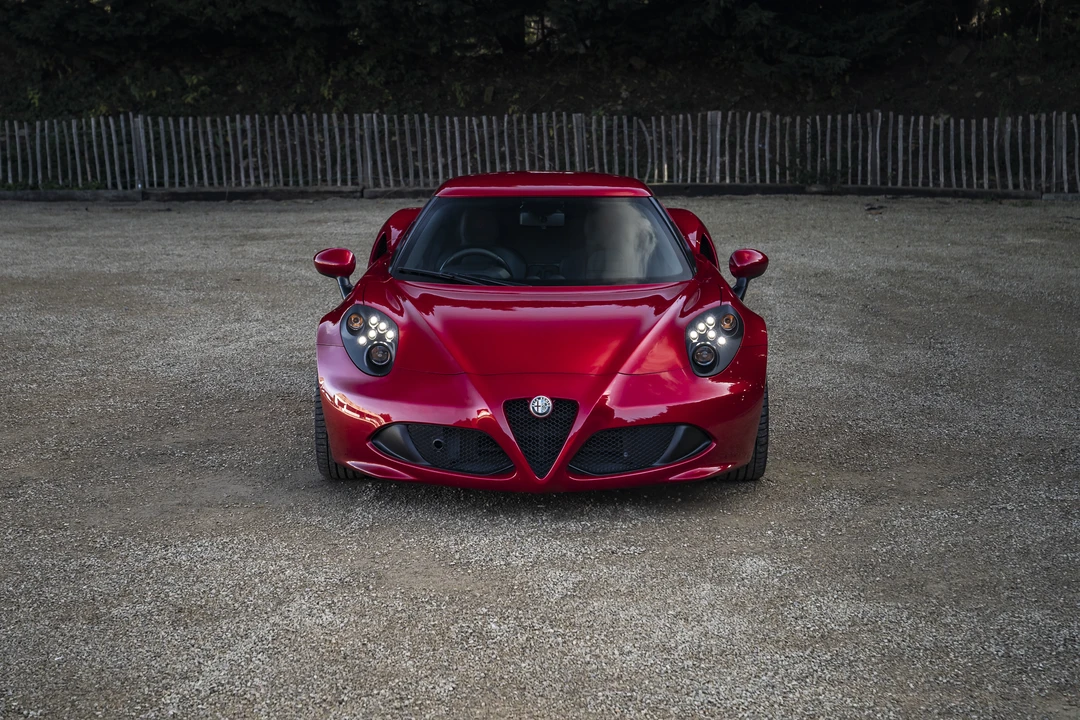 2014 Alfa Romeo 4C Coupe - Image 10 of 31
