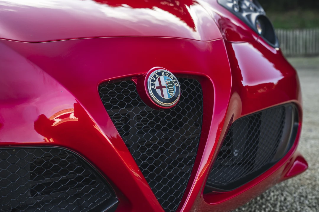 2014 Alfa Romeo 4C Coupe - Image 27 of 31