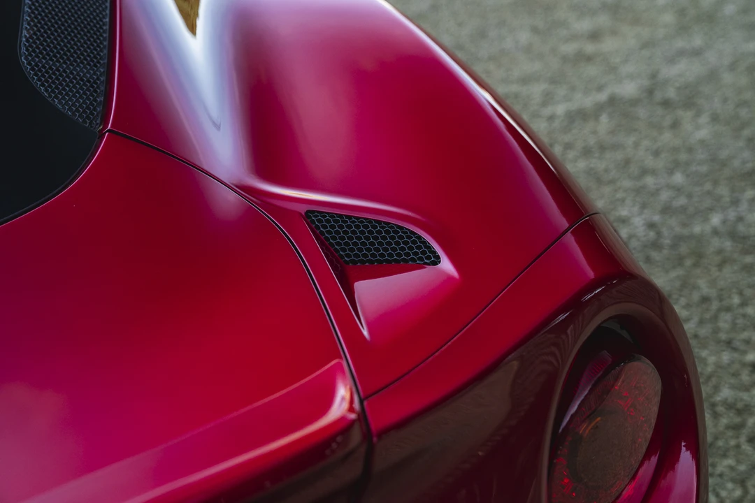 2014 Alfa Romeo 4C Coupe - Image 21 of 31
