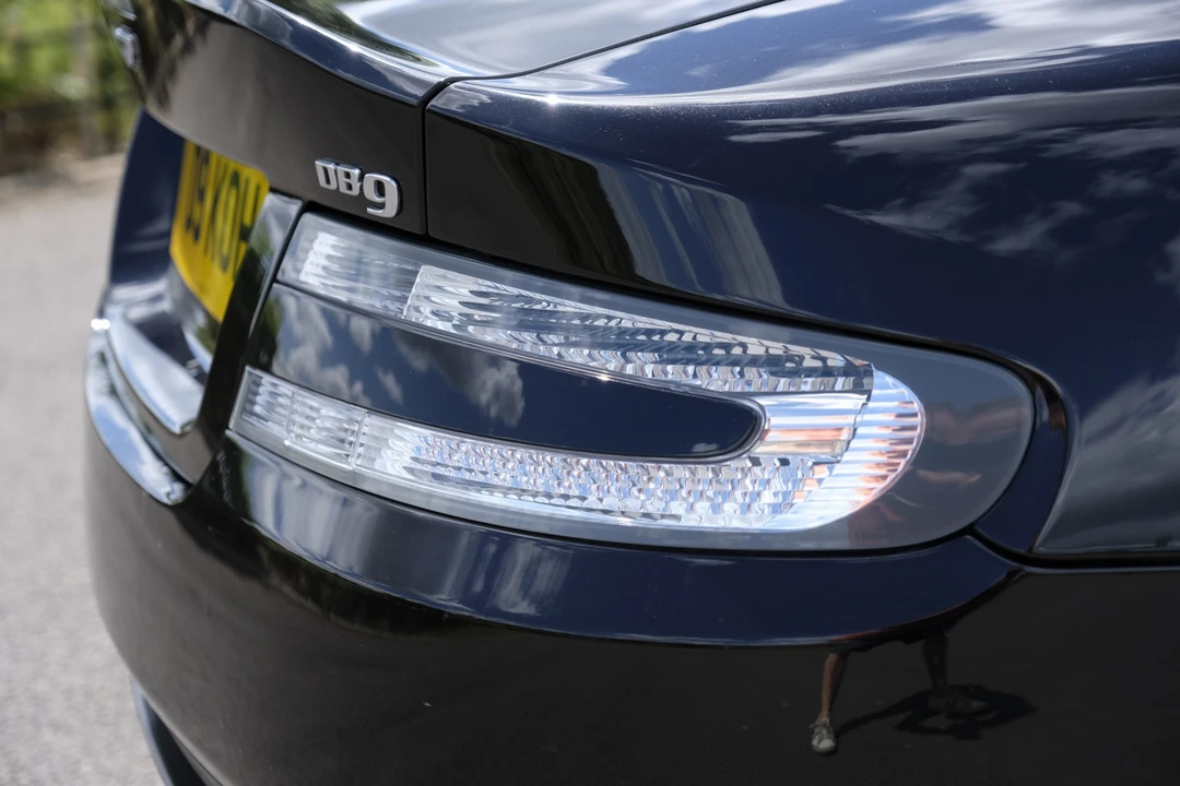 2014 Aston Martin DB9 - Image 14 of 31