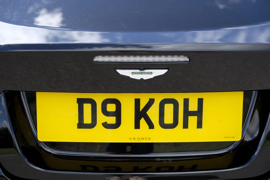 2014 Aston Martin DB9 - Image 16 of 31