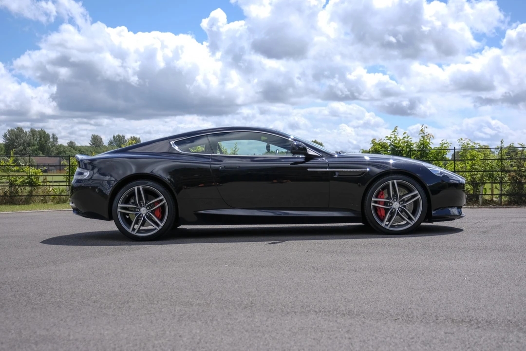 2014 Aston Martin DB9 - Image 8 of 31