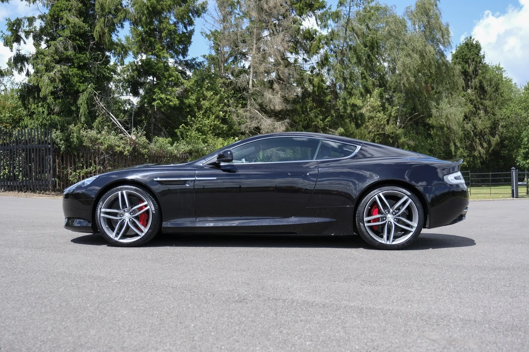 2014 Aston Martin DB9 - Image 4 of 31