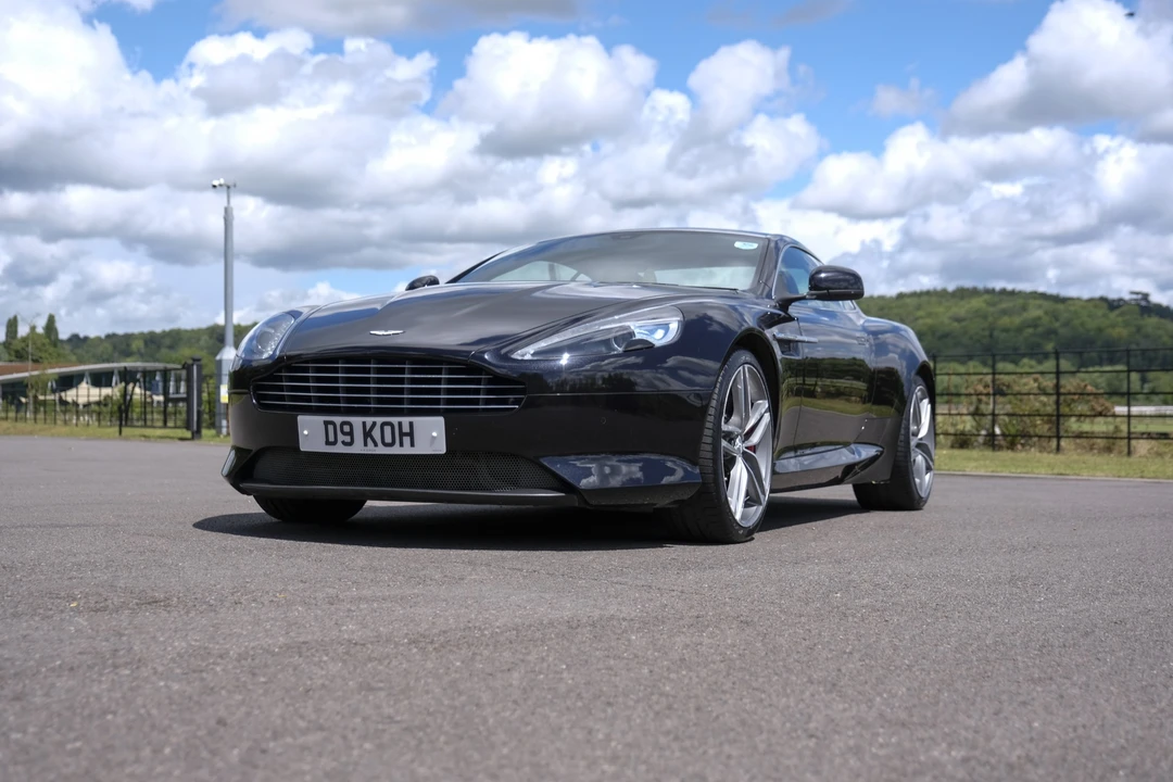 2014 Aston Martin DB9 - Image 3 of 31