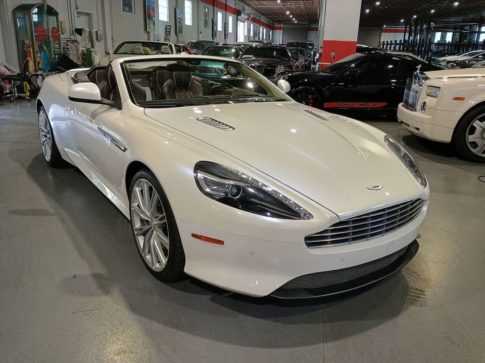 2014 Aston Martin DB9 - Image 11 of 12