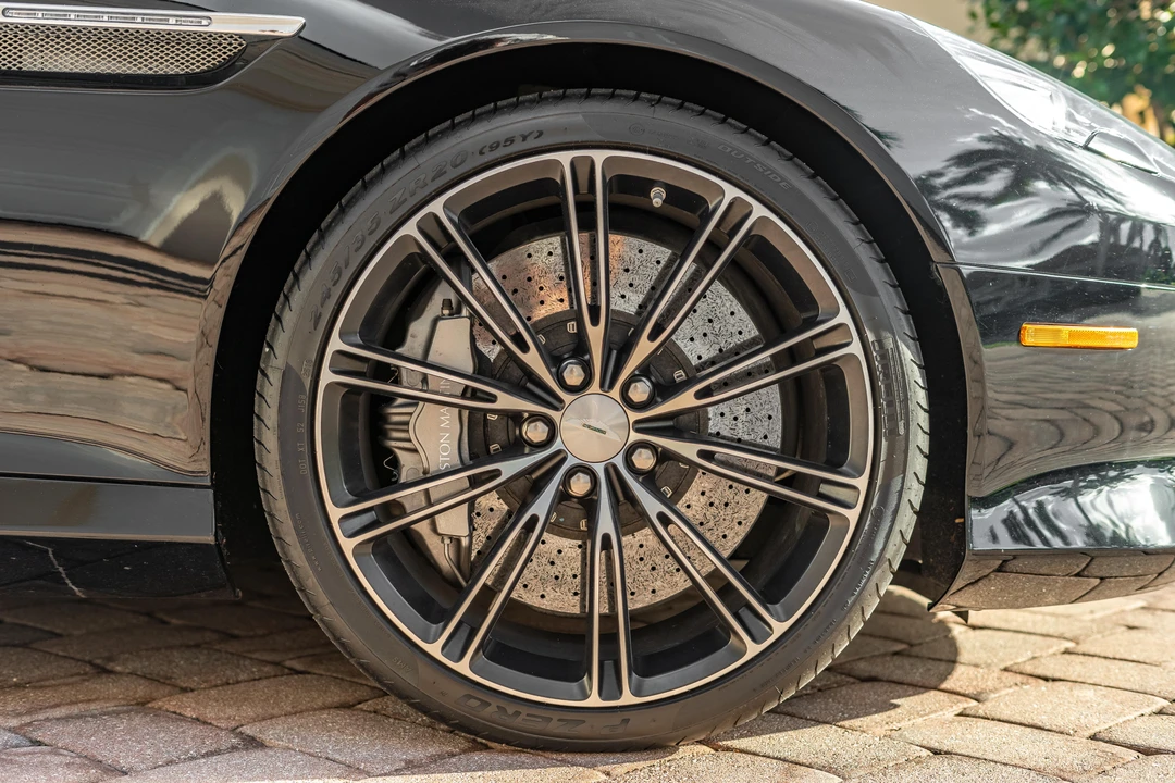 2014 Aston Martin DB9 - Image 20 of 31