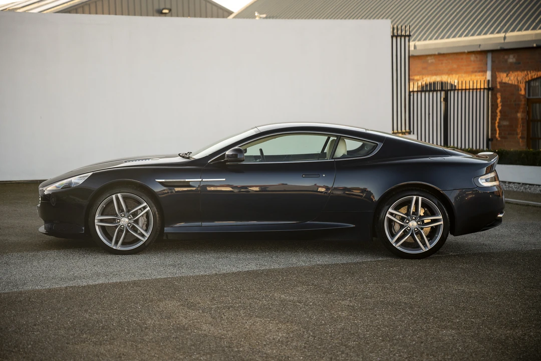2014 Aston Martin DB9 - Image 8 of 31