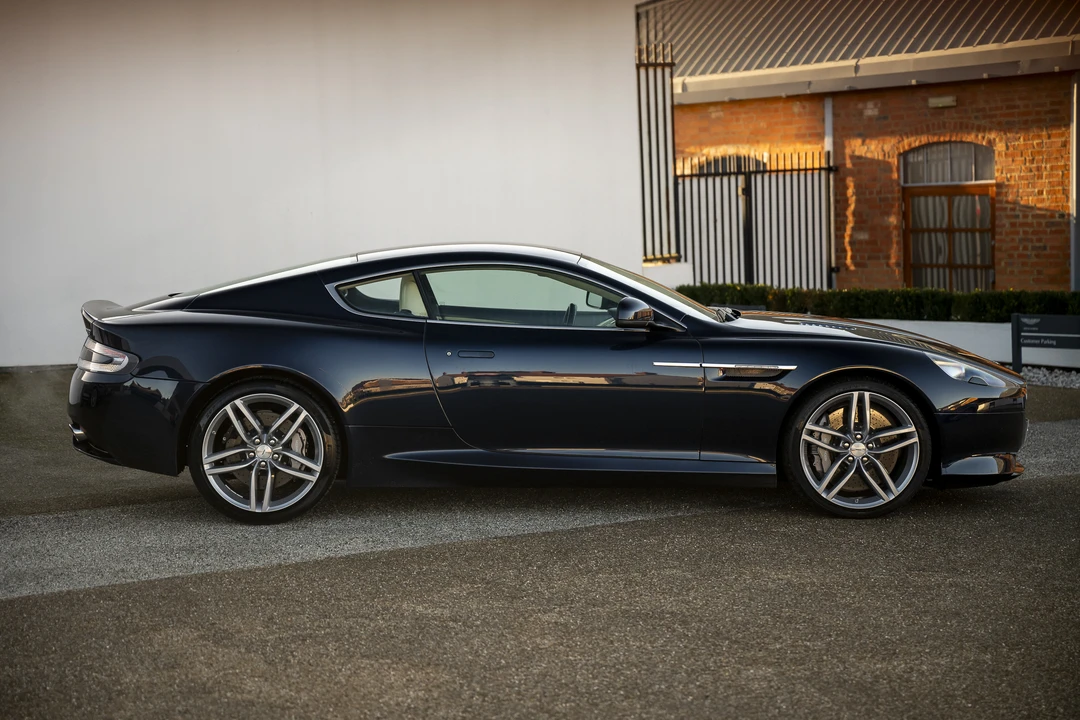 2014 Aston Martin DB9 - Image 15 of 31