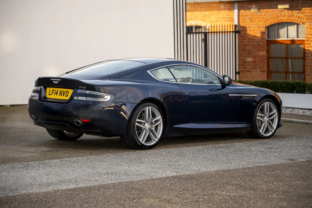 2014 Aston Martin DB9 - Image 5 of 31
